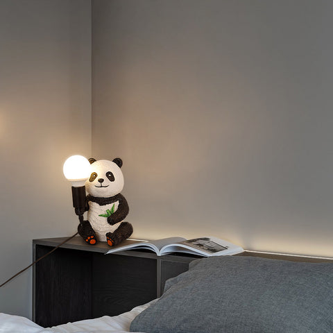 Resin Panda Design Table Lamps, Modern Creative Night Light with Plug-in Cord, Animal LED Desk Lamp, Home Decor Bedside Lamp