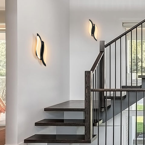 Applique Murale LED Intérieure Moderne, Lampe Murale 12W 1350LM, Éclairage Acrylique 3000K Blanc Chaud, Luminaire Noir pour Salon, Chambre, Escalier
